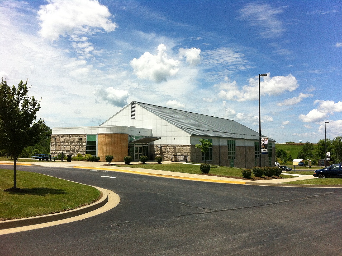 Bluegrass Community & Technical College – Tour Winchester, Kentucky1296 x 968